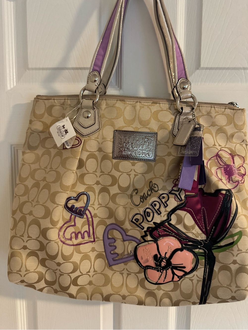 NWT COACH Poppy Canvas Handbag Beige Purple Heart Flower Embroidery Authentic - Picture 13 of 16